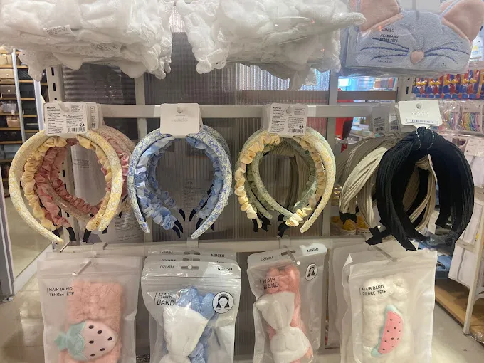 Miniso Mogappair